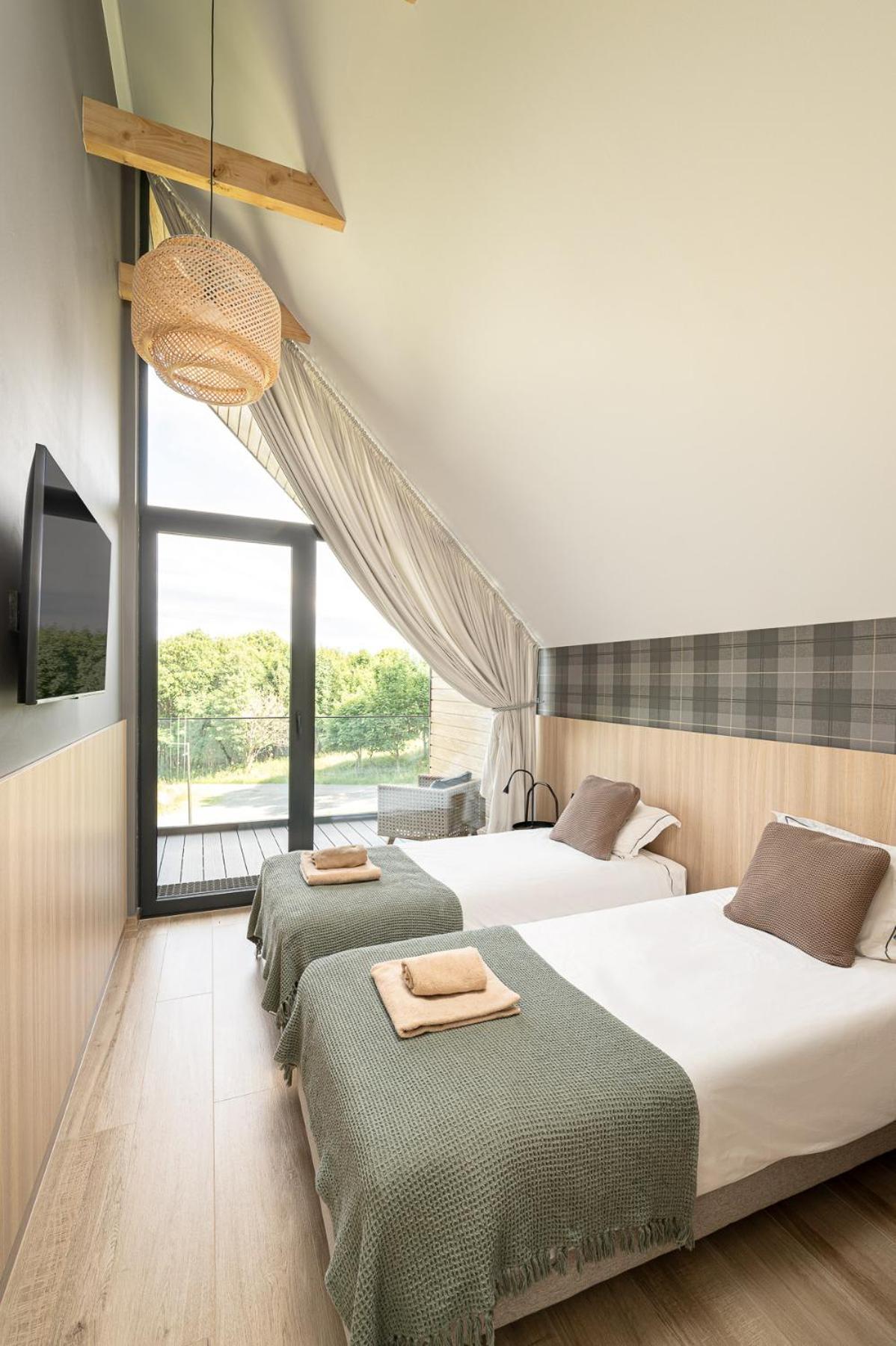 דוז'ניקי ז'דרוז' Campo Resort מראה חיצוני תמונה